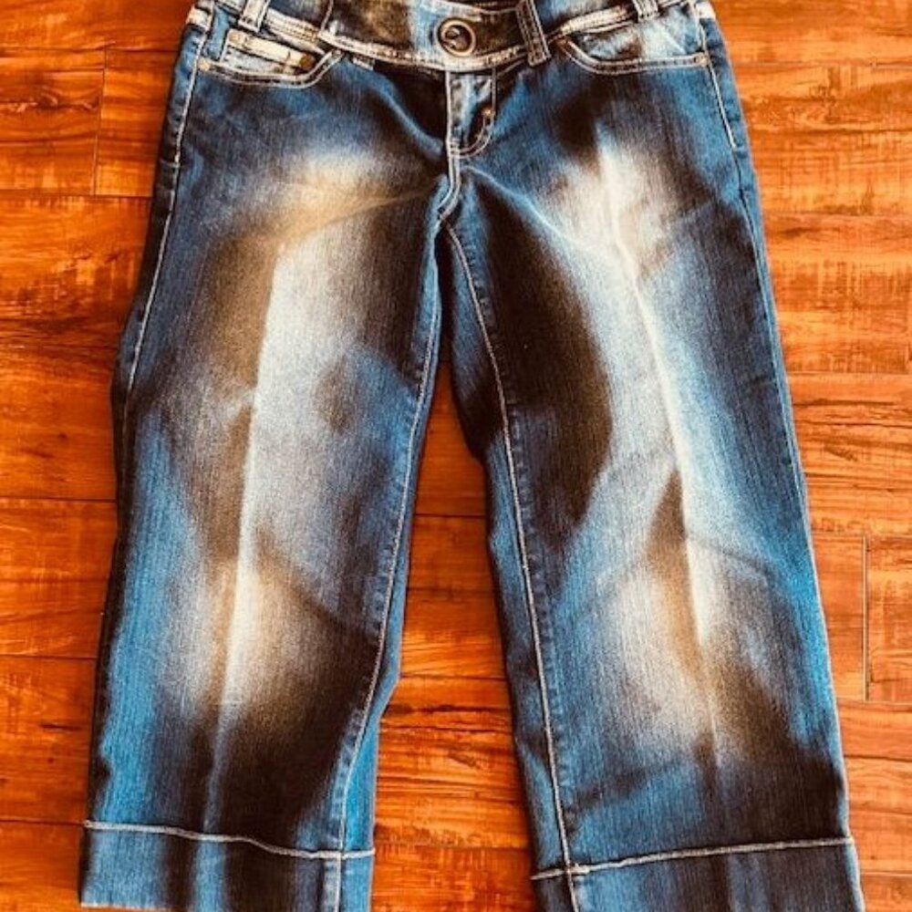 Enyce Y2K Denim Capri Medium Wash Distressed Look Dual Buckle Closure Jeans 7